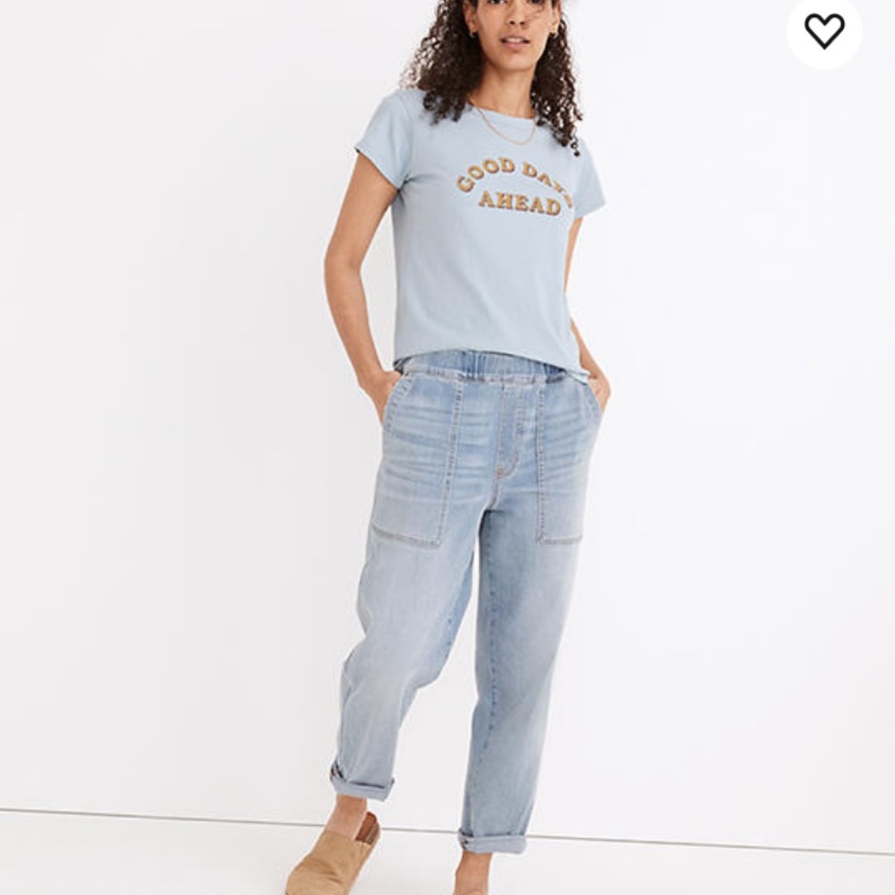 Madewell relaxed pull on jeans, size medium